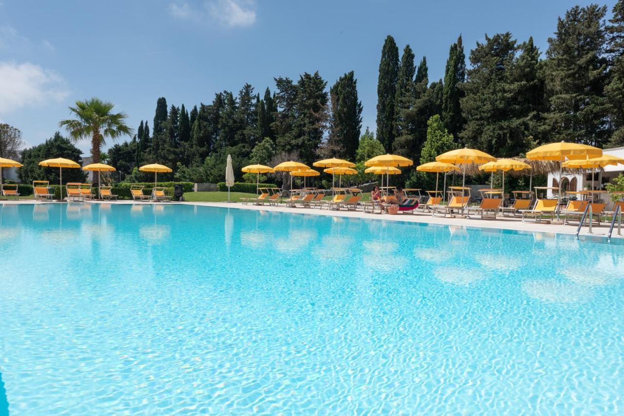 Relais Casina Copini Hotel Spongano Luaran gambar