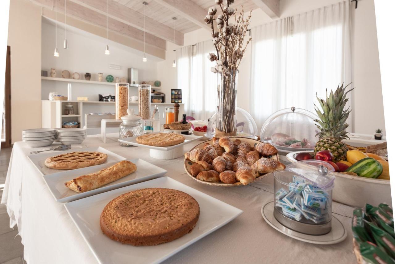 Relais Casina Copini Hotel Spongano Luaran gambar