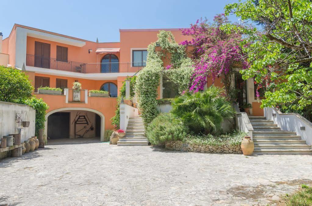 Relais Casina Copini Hotel Spongano Luaran gambar